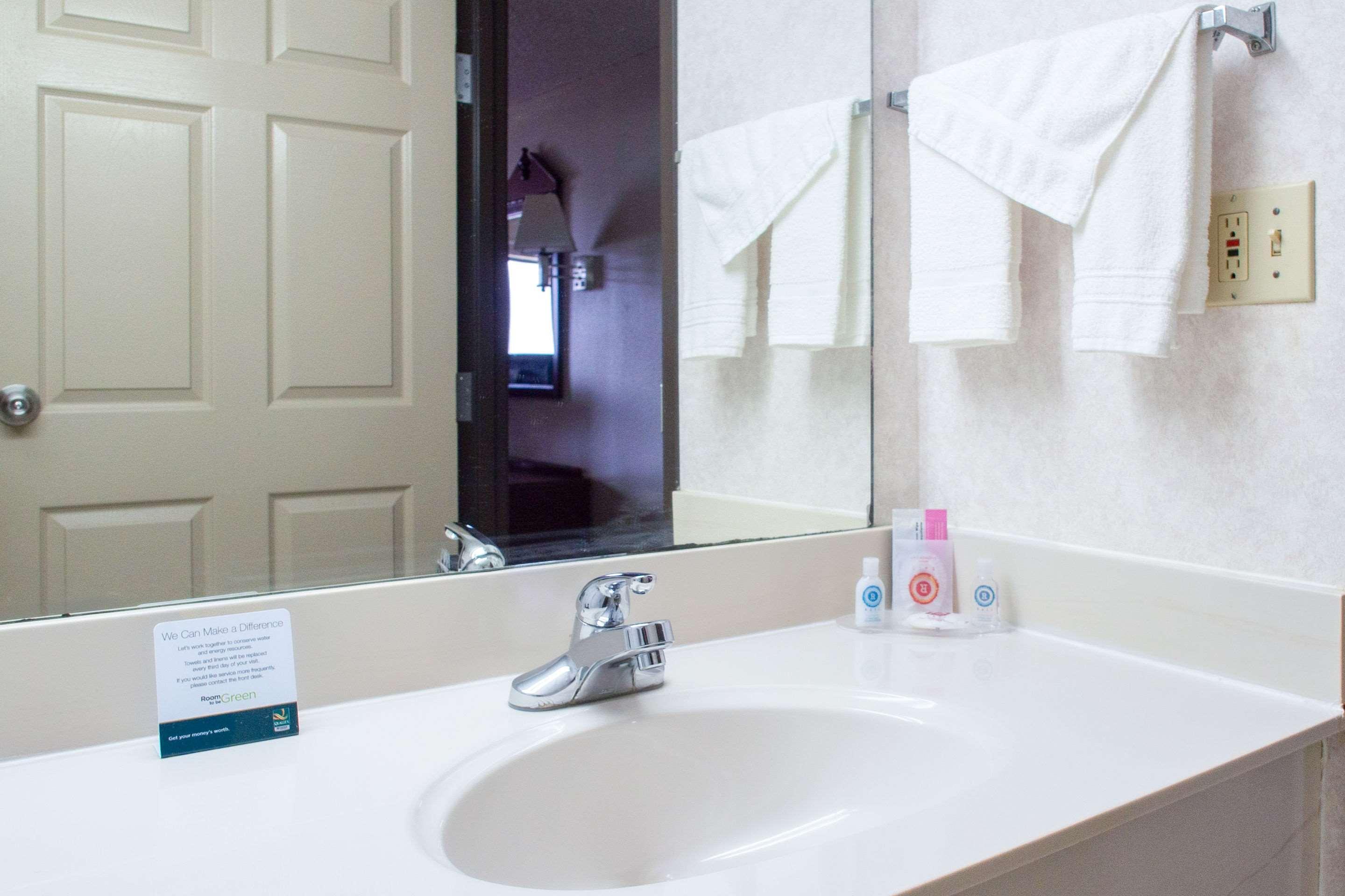 Quality Inn Moore - Oklahoma City Ngoại thất bức ảnh